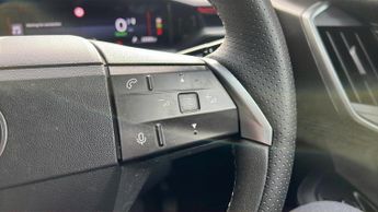 Vauxhall Grandland Electric 73kWh GS SUV 5dr Electric Auto (213 ps)