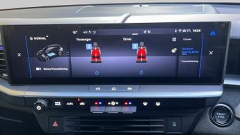 Vauxhall Grandland Electric 73kWh GS SUV 5dr Electric Auto (213 ps)