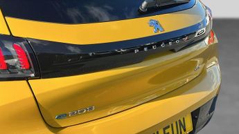 Peugeot 208 50kWh GT Hatchback 5dr Electric Auto (7.4kW Charger) (136 ps)