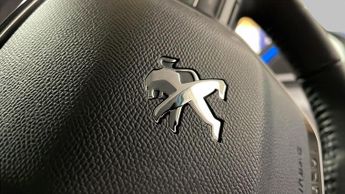 Peugeot 2008 1.2 PureTech Allure SUV 5dr Petrol EAT Euro 6 (s/s) (130 ps)