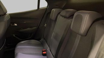 Peugeot 2008 1.2 PureTech Allure SUV 5dr Petrol EAT Euro 6 (s/s) (130 ps)