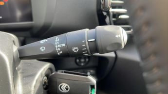 Citroen C4 1.2 PureTech PLUS Hatchback 5dr Petrol EAT8 Euro 6 (s/s) (130 ps