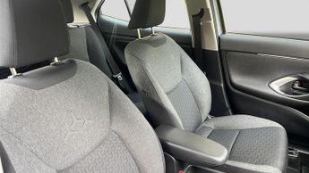 Toyota Yaris Cross 1.5 VVT-h Icon SUV 5dr Petrol Hybrid E-CVT Euro 6 (s/s) (116 ps)
