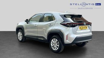Toyota Yaris Cross 1.5 VVT-h Icon SUV 5dr Petrol Hybrid E-CVT Euro 6 (s/s) (116 ps)