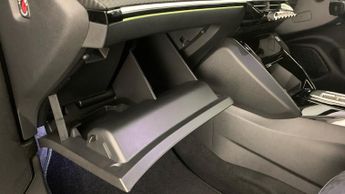 Peugeot 2008 1.2 GT Premium SUV 5dr Petrol EAT Euro 6 (s/s) (130 ps)