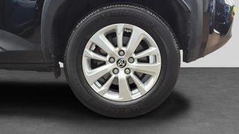 Toyota Yaris Cross 1.5 VVT-h Icon SUV 5dr Petrol Hybrid E-CVT Euro 6 (s/s) (116 ps)