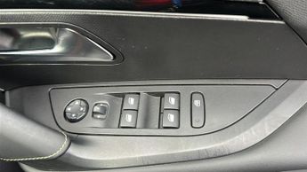 Peugeot 2008 54kWh GT SUV 5dr Electric Auto (11kW Charger) (156 ps)