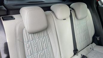 Fiat 600 1.2 MHEV La Prima SUV 5dr Petrol Hybrid e-DCT Euro 6 (s/s) (136 