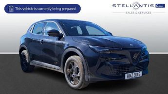 Alfa Romeo Junior 1.2 MHEV Ibrida SUV 5dr Petrol Hybrid e-DCT Euro 6 (s/s) (136 ps