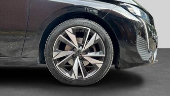 Peugeot 308 1.2 PureTech Allure Hatchback 5dr Petrol EAT Euro 6 (s/s) (130 p