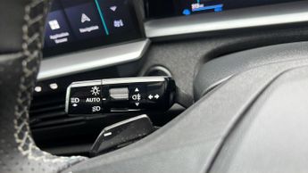 Vauxhall Grandland Electric 73kWh GS SUV 5dr Electric Auto (213 ps)