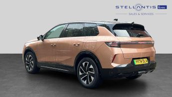 Vauxhall Grandland Electric 73kWh GS SUV 5dr Electric Auto (213 ps)