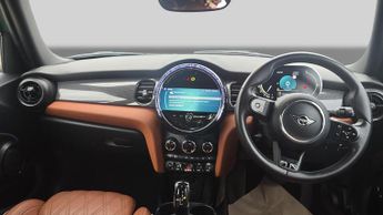 Mini Hatch 1.5 Cooper Exclusive Hatchback 5dr Petrol Steptronic Euro 6 (s/s