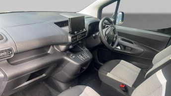 Citroen Berlingo 52kWh PLUS M MPV 5dr Electric Auto (11kW Charger) (136 ps)