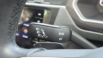 Volkswagen Tiguan 1.4 TSI 13kWh Life SUV 5dr Petrol Plug-in Hybrid DSG Euro 6 (s/s