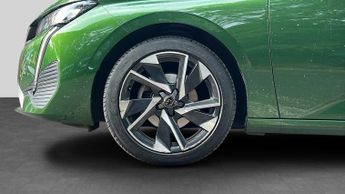 Peugeot 308 1.2 PureTech Allure Premium Hatchback 5dr Petrol EAT Euro 6 (s/s