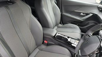 Peugeot 2008 1.2 PureTech GT SUV 5dr Petrol EAT Euro 6 (s/s) (130 ps)