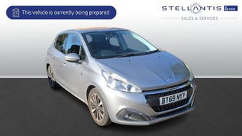 Peugeot 208 1.2 PureTech Tech Edition Hatchback 5dr Petrol Manual Euro 6 (s/