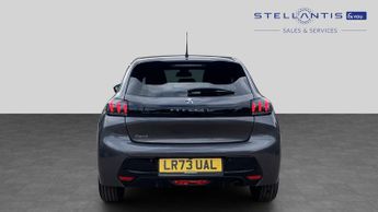 Peugeot 208 1.2 PureTech Allure Premium + Hatchback 5dr Petrol EAT Euro 6 (s