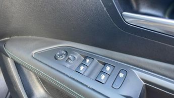 Peugeot 3008 SUV 1.2 PureTech Allure SUV 5dr Petrol EAT Euro 6 (s/s) (130 ps)