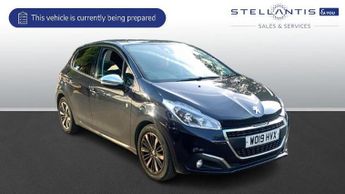 Peugeot 208 1.2 PureTech Tech Edition Hatchback 5dr Petrol Manual Euro 6 (s/