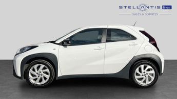 Toyota Aygo X 1.0 VVT-i Pure Hatchback 5dr Petrol x-shift Euro 6 (s/s) (72 ps)
