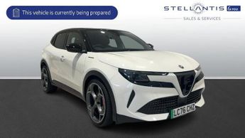 Alfa Romeo Junior 54kWh Elettrica Veloce SUV 5dr Electric Auto (280 ps)