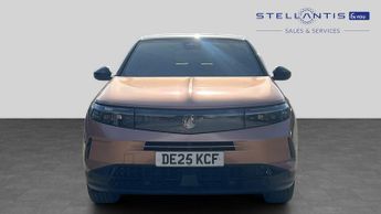 Vauxhall Grandland 1.2 GS SUV 5dr Petrol Hybrid e-DCT Euro 6 (s/s) (136 ps)