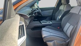 Vauxhall Grandland 1.2 GS SUV 5dr Petrol Hybrid e-DCT Euro 6 (s/s) (136 ps)