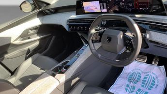 Peugeot 5008 1.2 Allure SUV 5dr Petrol Hybrid e-DSC6 Euro 6 (s/s) (136 ps)