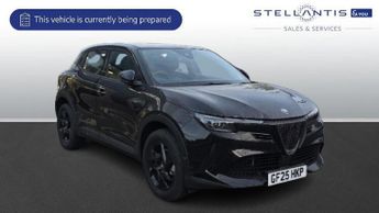 Alfa Romeo Junior 1.2 MHEV Ibrida SUV 5dr Petrol Hybrid e-DCT Euro 6 (s/s) (136 ps