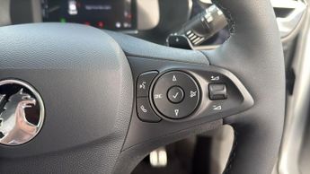 Vauxhall Corsa 1.2 Hybrid Ultimate Hatchback 5dr Petrol Hybrid e-DCT Euro 6 (s/
