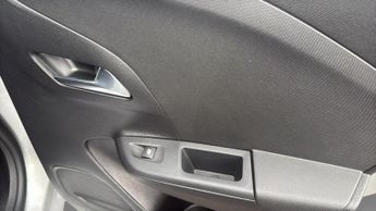 Vauxhall Corsa 1.2 Hybrid Ultimate Hatchback 5dr Petrol Hybrid e-DCT Euro 6 (s/