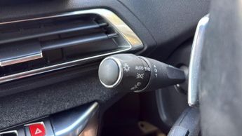 Peugeot 3008 SUV 1.2 PureTech Allure Premium SUV 5dr Petrol EAT Euro 6 (s/s) (130