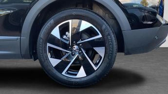 Vauxhall Grandland 1.2 GS SUV 5dr Petrol Hybrid e-DCT Euro 6 (s/s) (136 ps)
