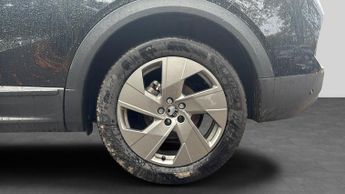 Vauxhall Grandland 1.2 Design SUV 5dr Petrol Hybrid e-DCT Euro 6 (s/s) (145 ps)