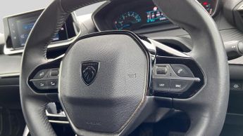 Peugeot 208 50kWh E-Style Hatchback 5dr Electric Auto (11kW Charger) (136 ps