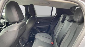 Peugeot 208 50kWh E-Style Hatchback 5dr Electric Auto (11kW Charger) (136 ps