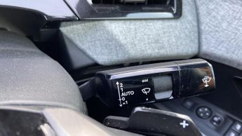Peugeot 3008 73kWh Allure SUV 5dr Electric Auto (11kW Charger) (210 ps)