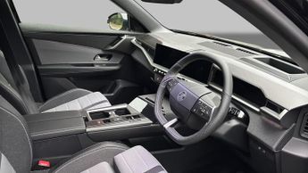Vauxhall Grandland 1.2 Ultimate SUV 5dr Petrol Hybrid e-DCT Euro 6 (s/s) (145 ps)