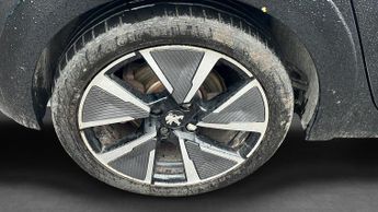 Peugeot 208 50kWh GT Premium Auto 5dr (7kW Charger)