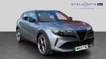 Alfa Romeo Junior 54kWh Elettrica Veloce SUV 5dr Electric Auto (280 ps)