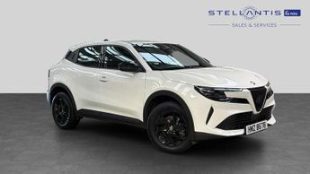 Alfa Romeo Junior 1.2 MHEV Ibrida SUV 5dr Petrol Hybrid e-DCT Euro 6 (s/s) (136 ps