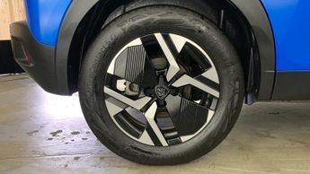 Peugeot 2008 50kWh Allure SUV 5dr Electric Auto (11kW Charger) (136 ps)