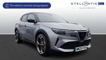 Alfa Romeo Junior 54kWh Elettrica Veloce SUV 5dr Electric Auto (280 ps)