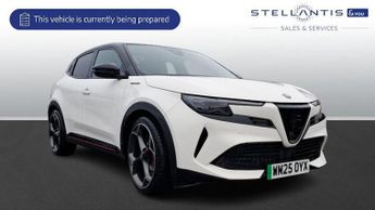 Alfa Romeo Junior 54kWh Elettrica Veloce SUV 5dr Electric Auto (280 ps)