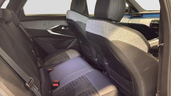Peugeot 3008 SUV 1.2 GT SUV 5dr Petrol Hybrid e-DSC6 Euro 6 (s/s) (136 ps)