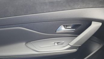 Peugeot 308 54kWh GT Hatchback 5dr Electric Auto (156 ps)