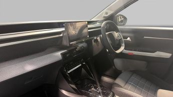 Citroen C3 1.2 Hybrid MAX Hatchback 5dr Petrol Hybrid e-DSC Euro 6 (s/s) (1