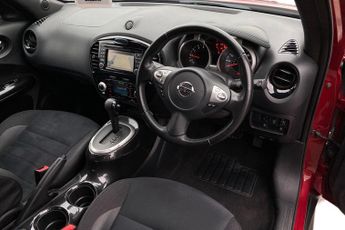 NISSAN JUKE  1.6 N-Connecta 5dr Xtronic Hatchback
